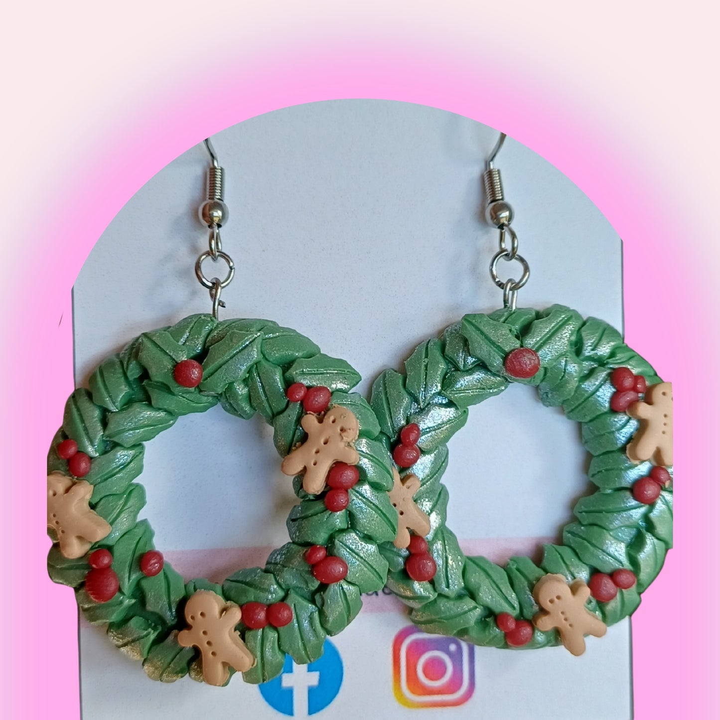 Gingerbread Wreath Danglies – NZ Polymer Clay Earrings