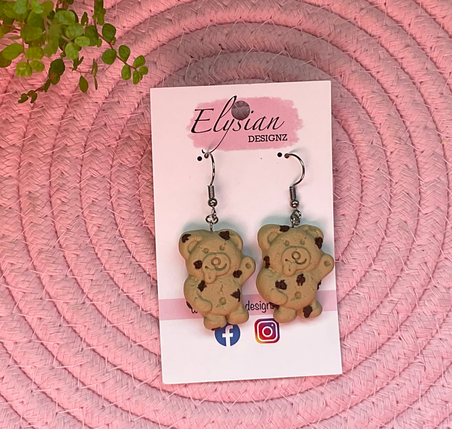 Tiny Teddies Danglies – NZ Polymer Clay Earrings