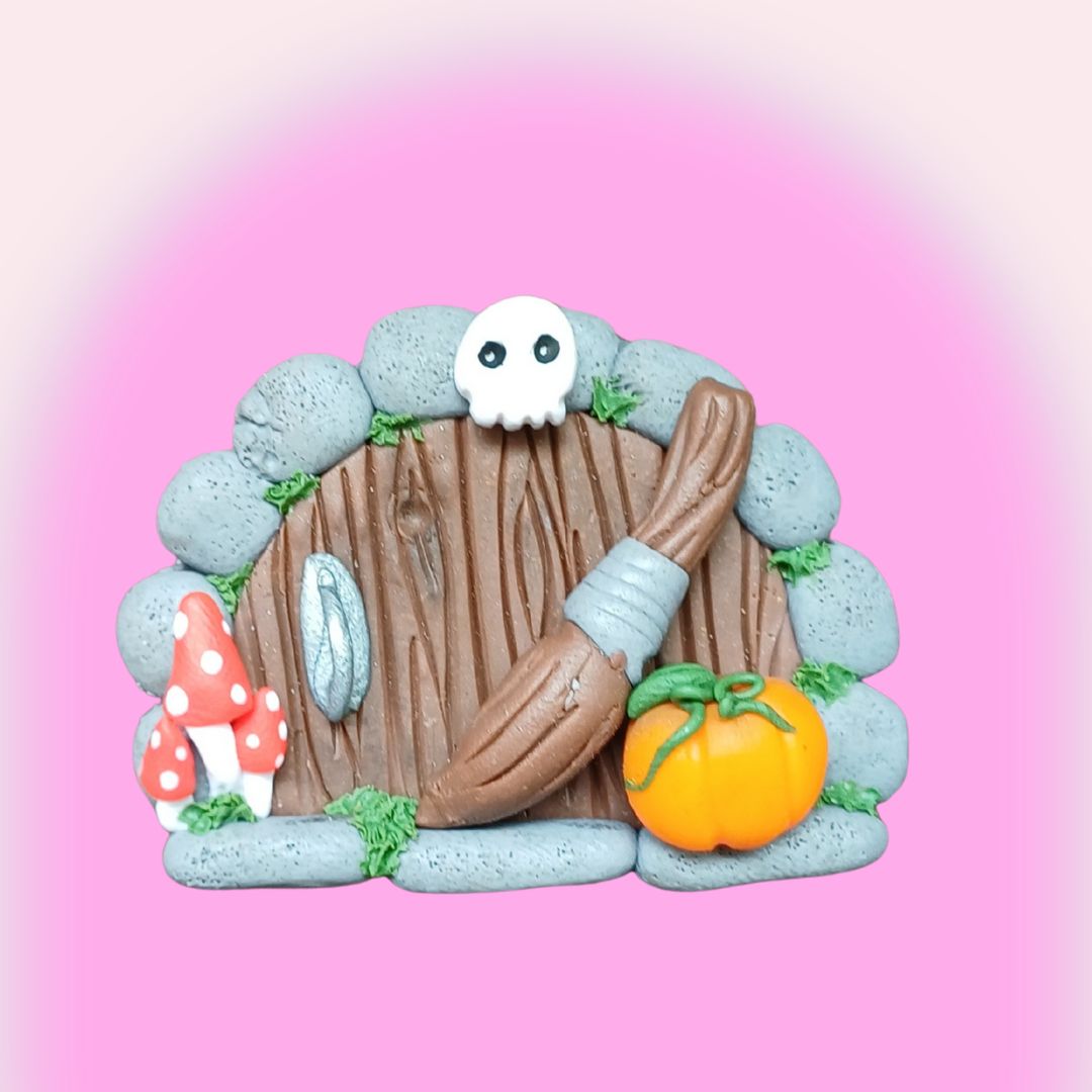 Witch’s Door Popsocket