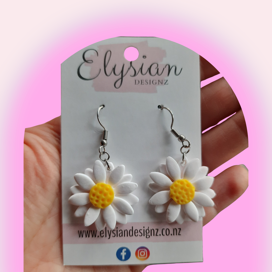 Daisy Danglies – NZ Polymer Clay Earrings